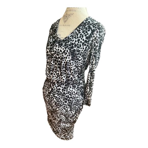 RENEE C. Women's Leopard Print Knee Dress L NWT - Picture 1 of 7